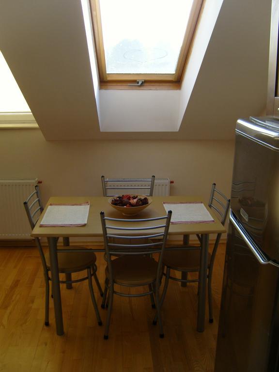 Apartament Arkada Apartment เชชูฟ ภายนอก รูปภาพ