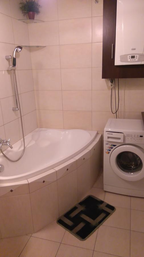 Apartament Arkada Apartment เชชูฟ ภายนอก รูปภาพ